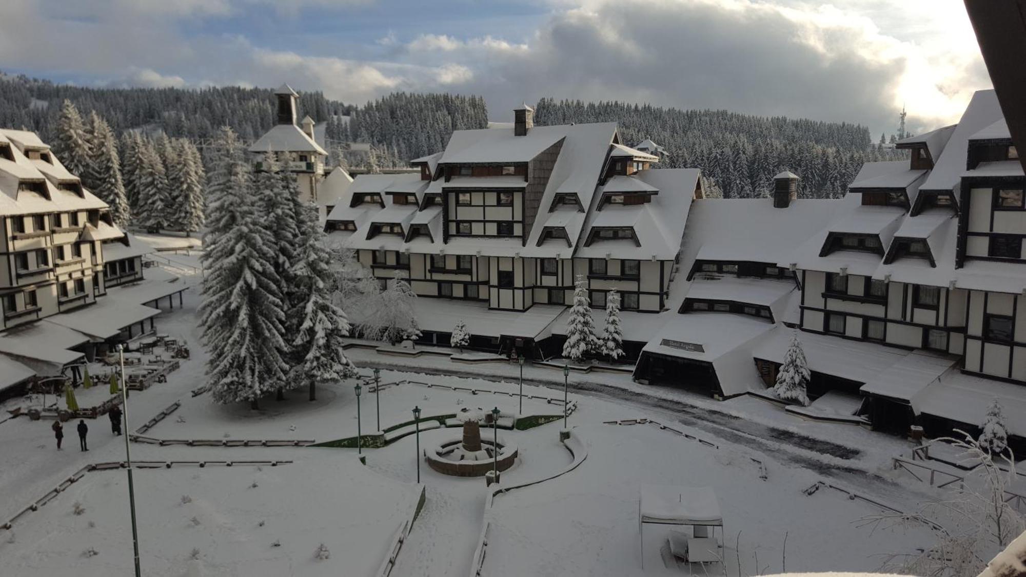 Apartments Mozaik Kopaonik Bagian luar foto